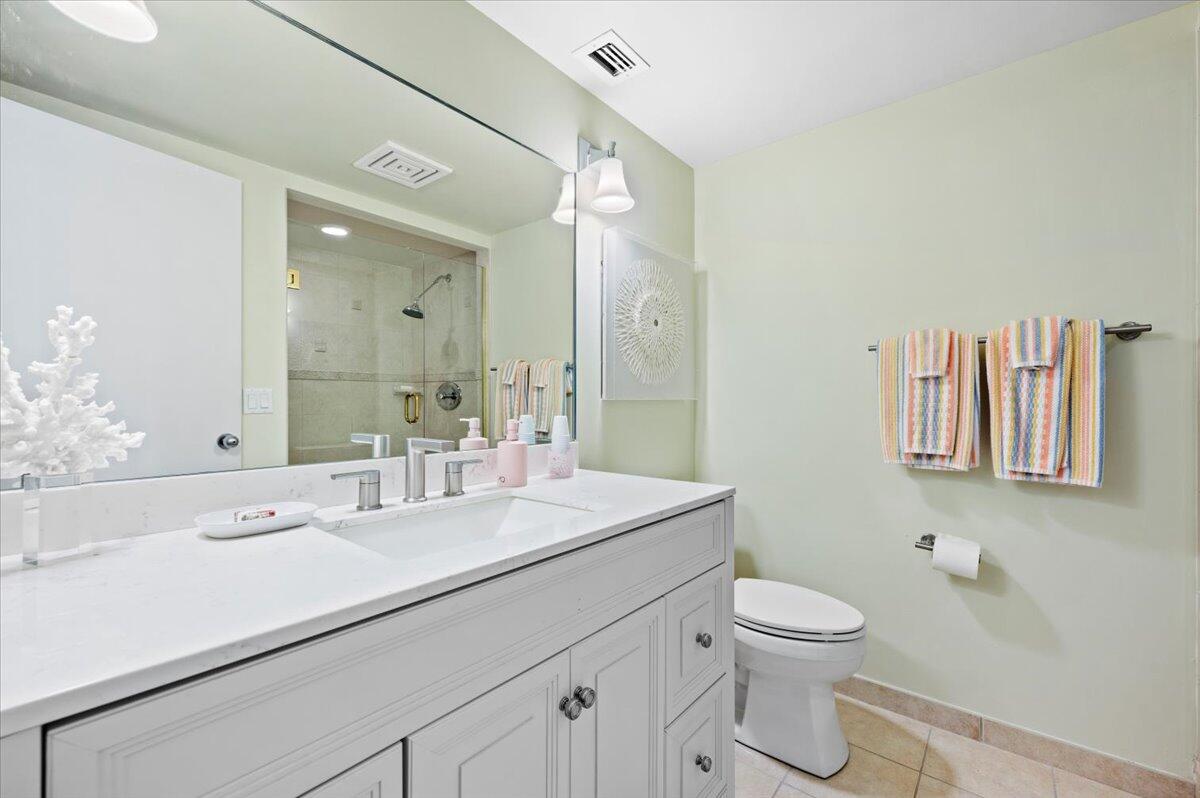 4050 N Ocean Drive 101