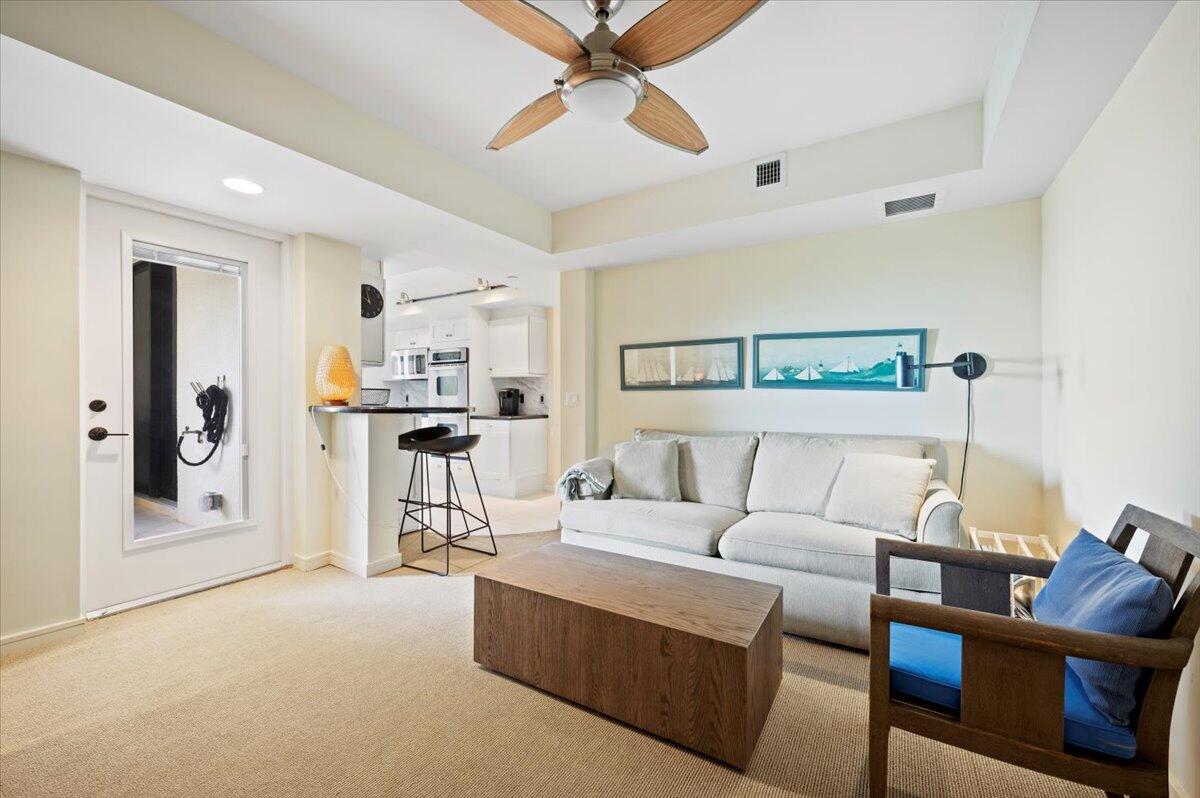 4050 N Ocean Drive 101