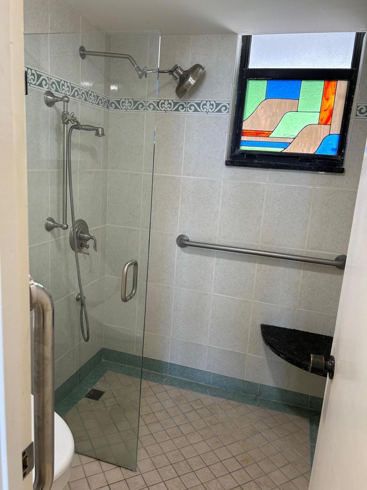 1542 Cove Drive 606c