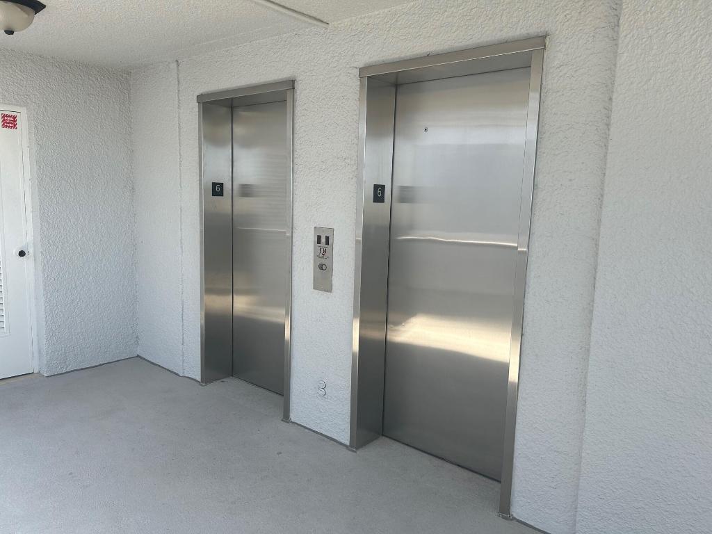 1542 Cove Drive 606c