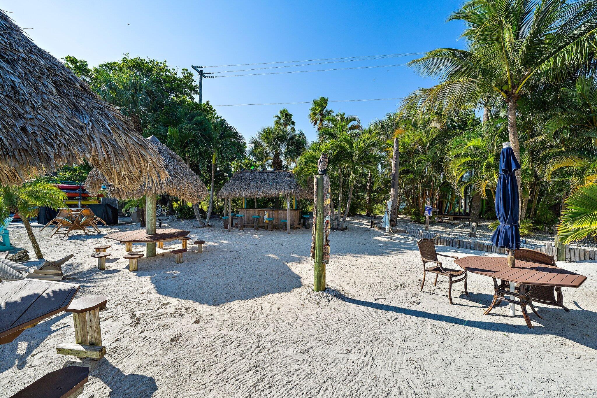 1542 Cove Drive 606c