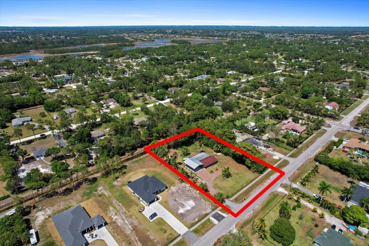 11819 Tangerine Boulevard