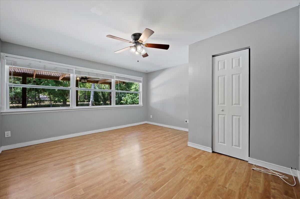 11819 Tangerine Boulevard