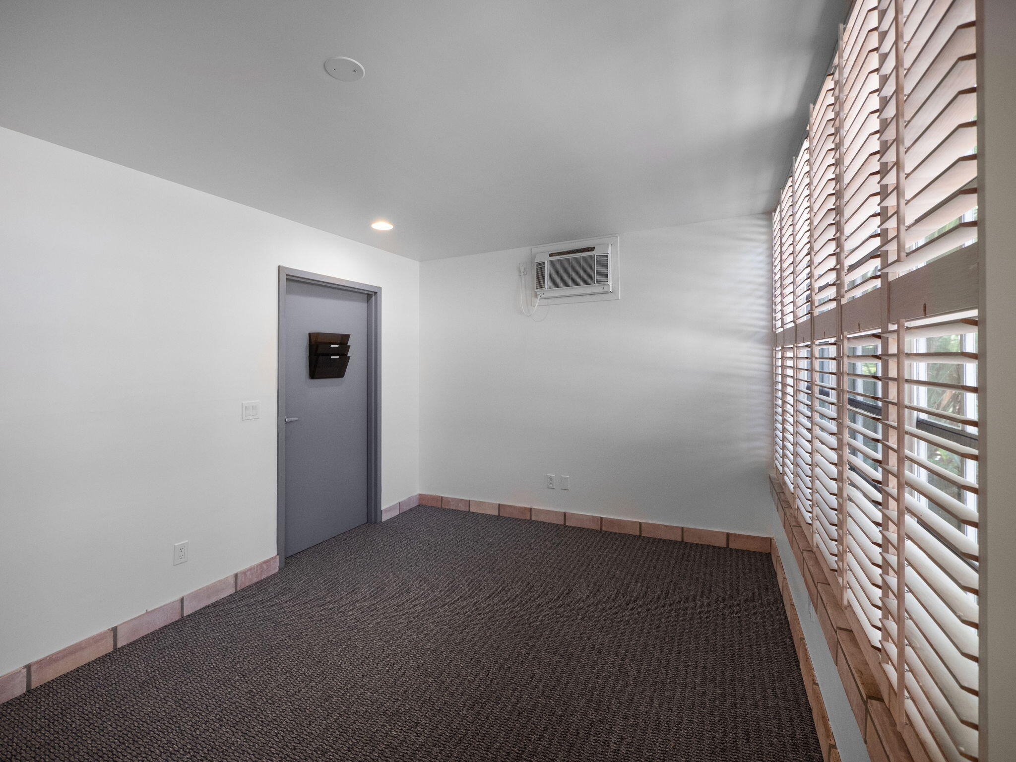 8836 SE Robwyn Street