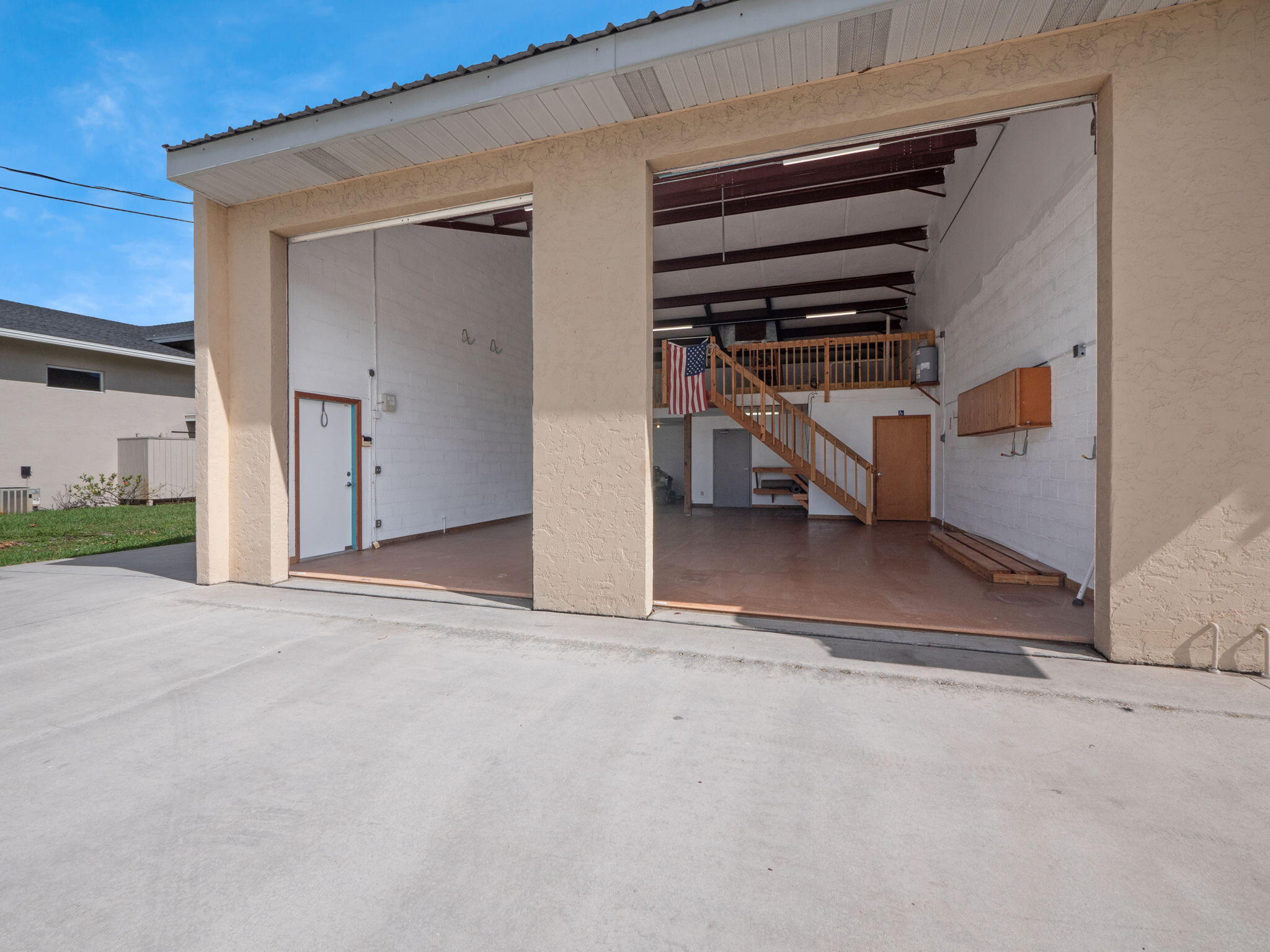 8836 SE Robwyn Street