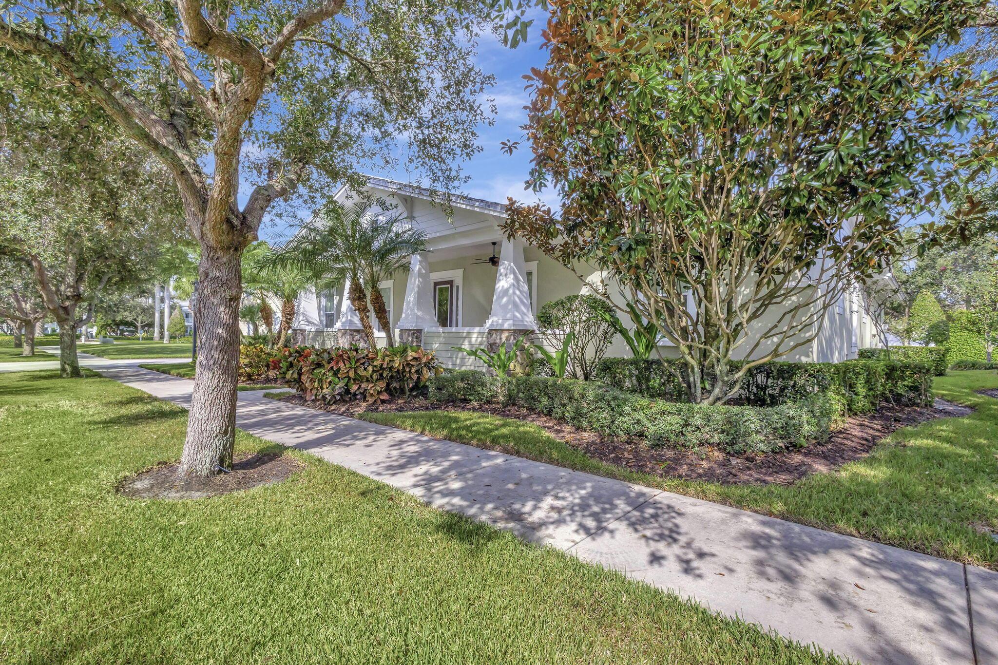 2710 W Mallory Boulevard