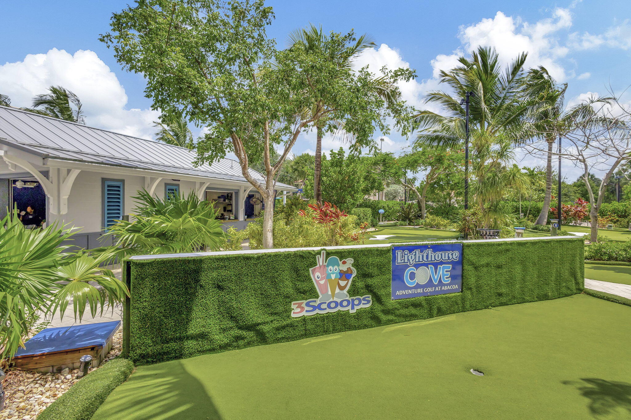 2710 W Mallory Boulevard