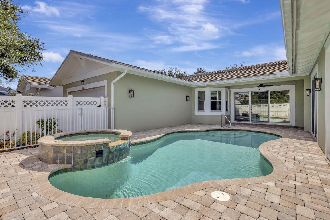 2710 W Mallory Boulevard