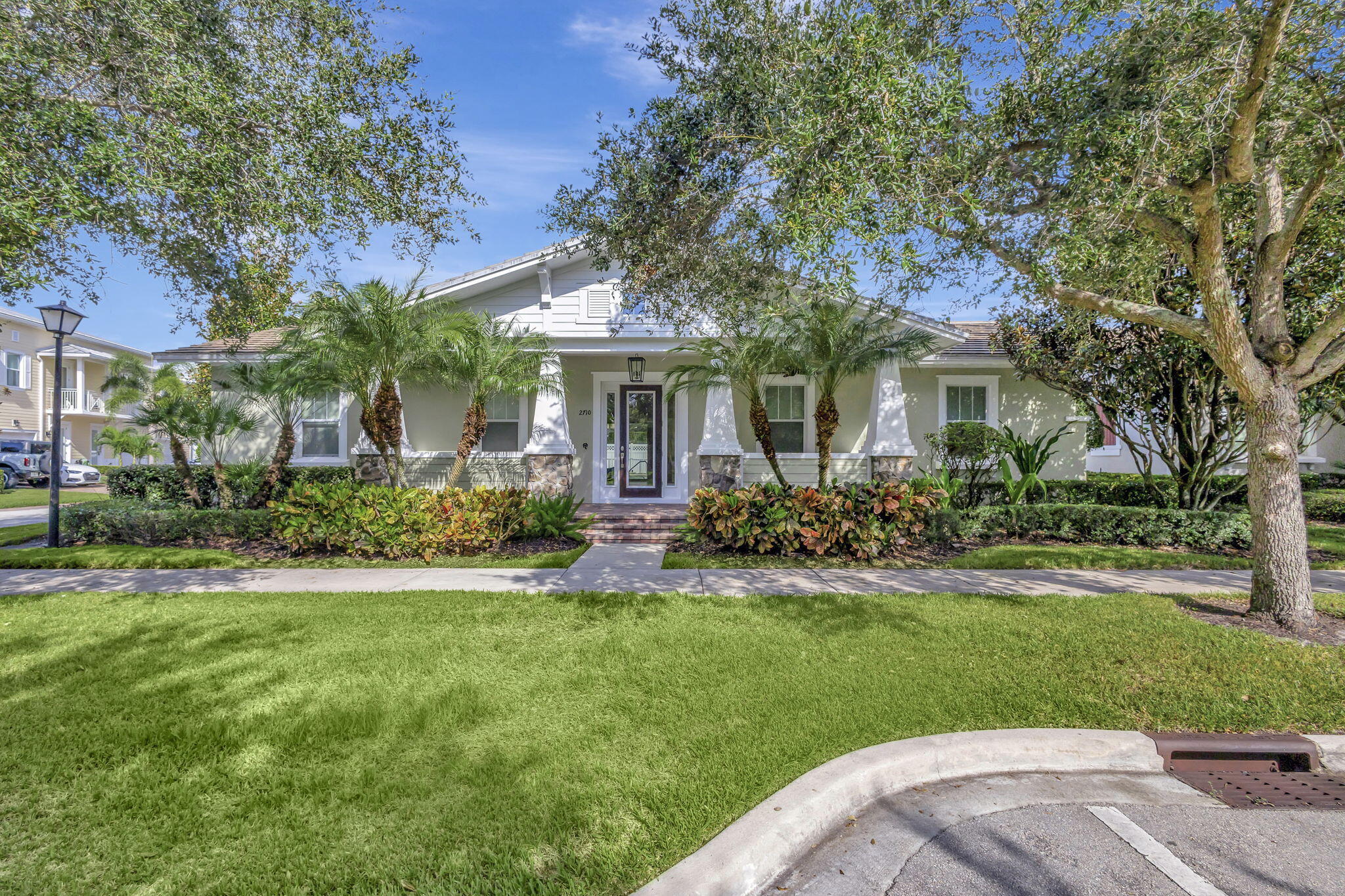 2710 W Mallory Boulevard