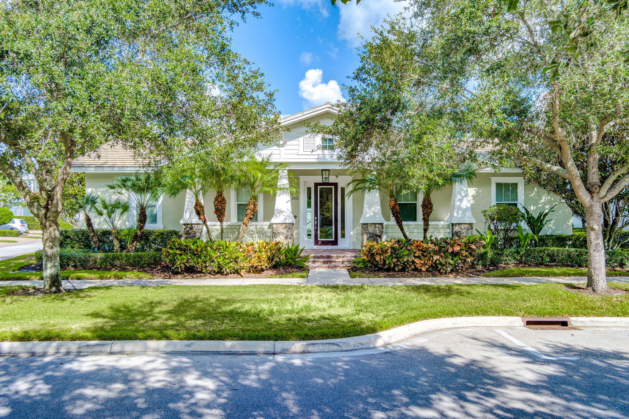 2710 W Mallory Boulevard