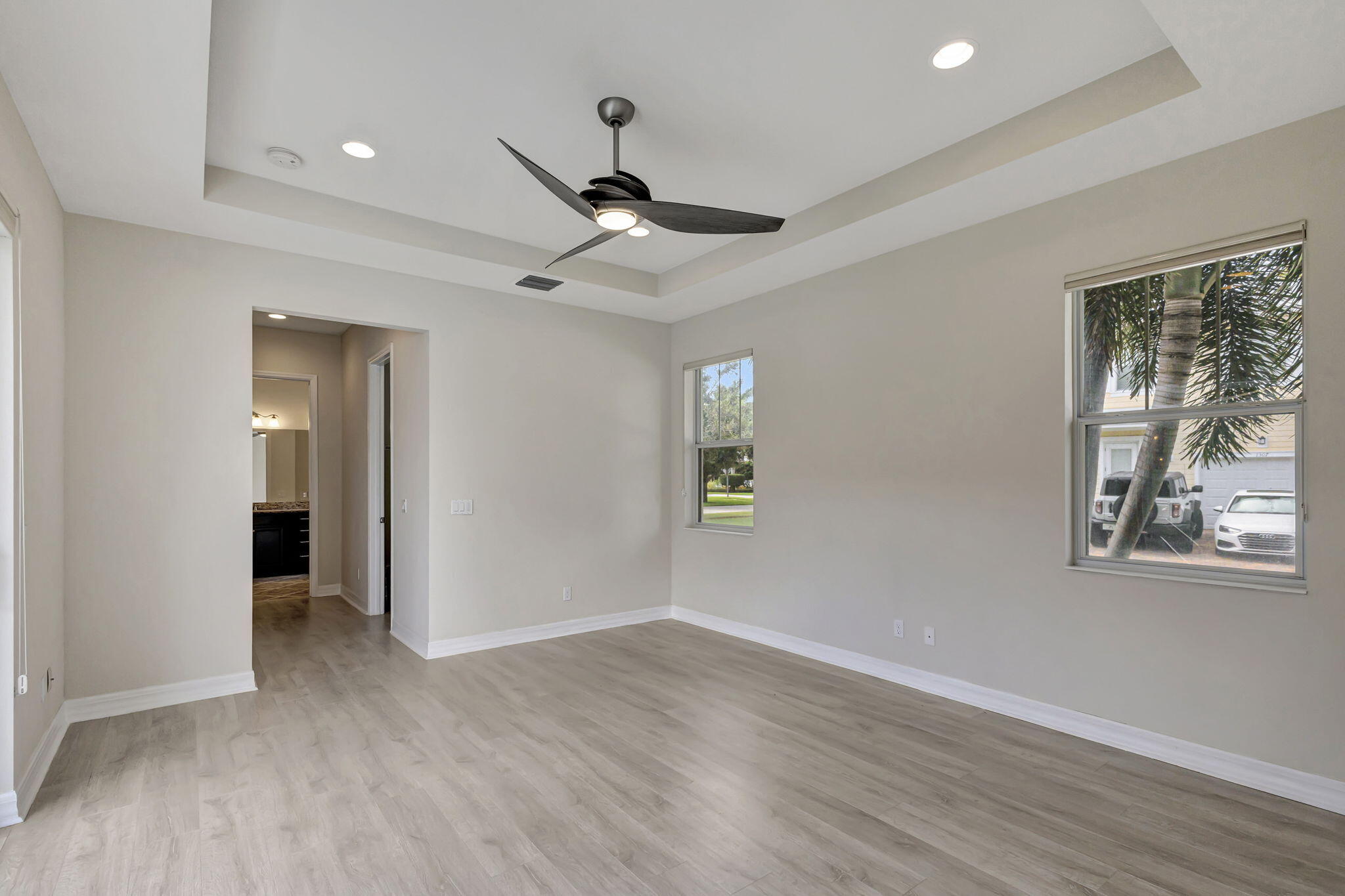 2710 W Mallory Boulevard