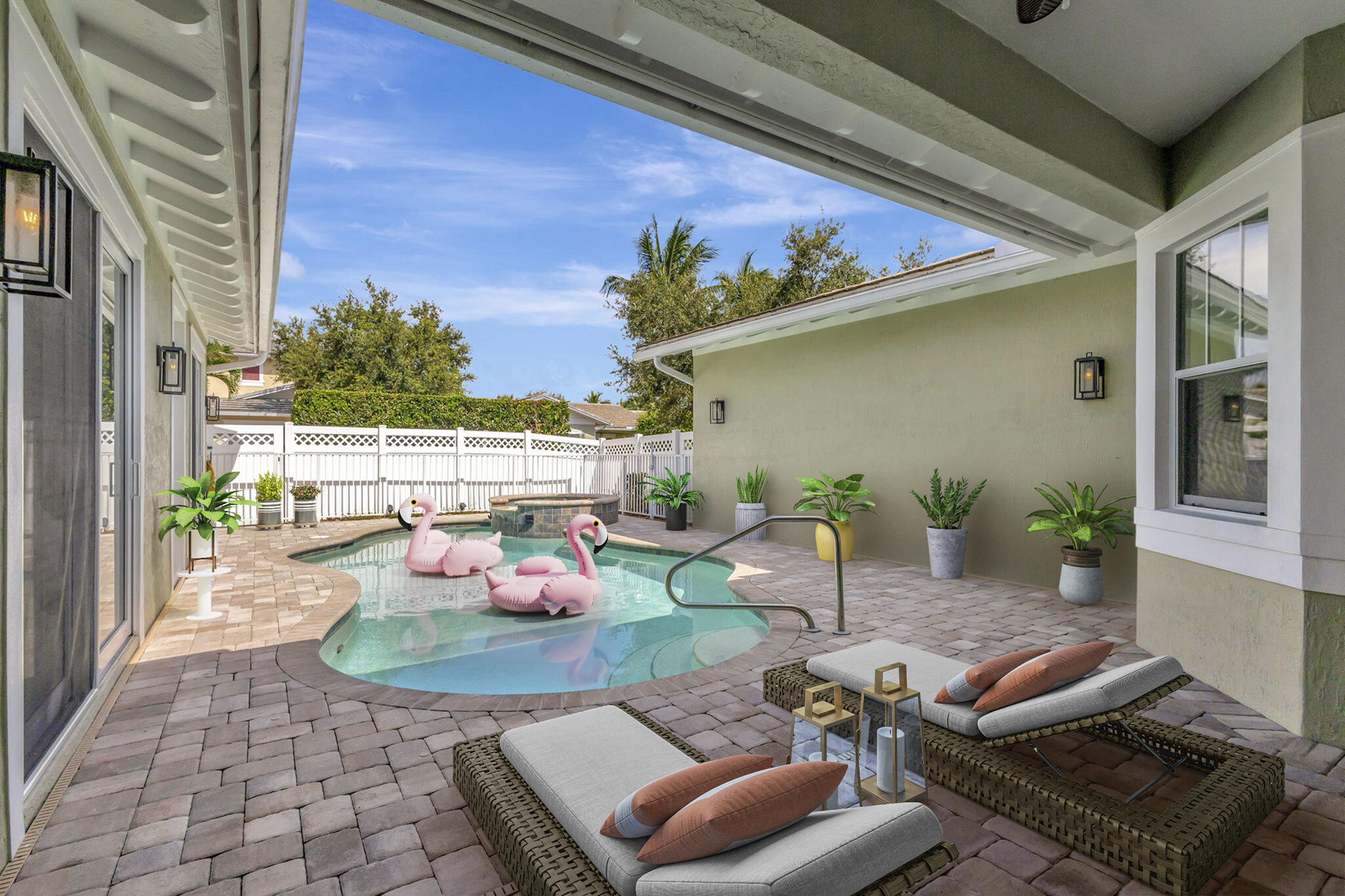 2710 W Mallory Boulevard