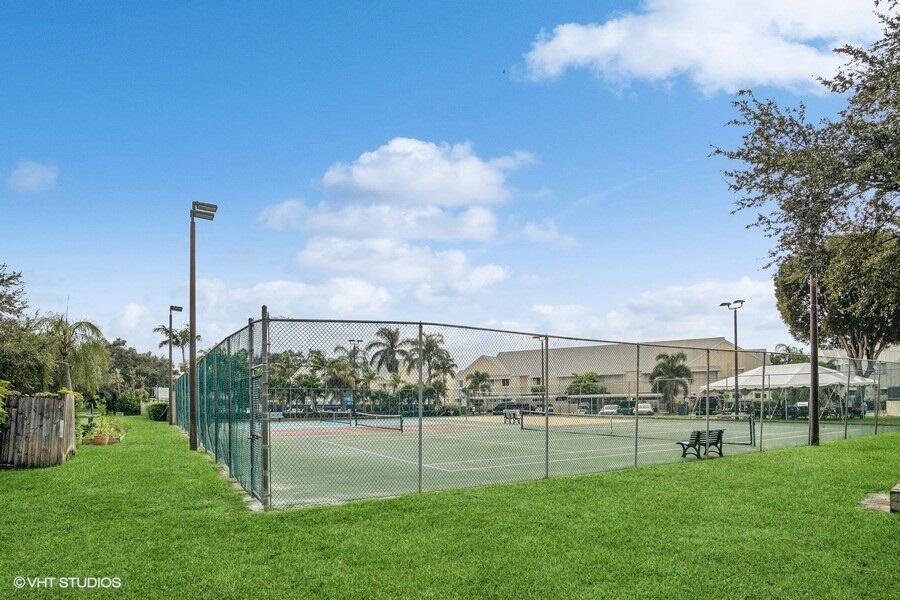 6207 Riverwalk Lane 8