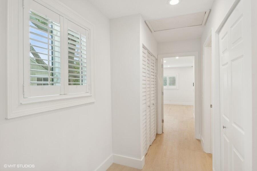 6207 Riverwalk Lane 8