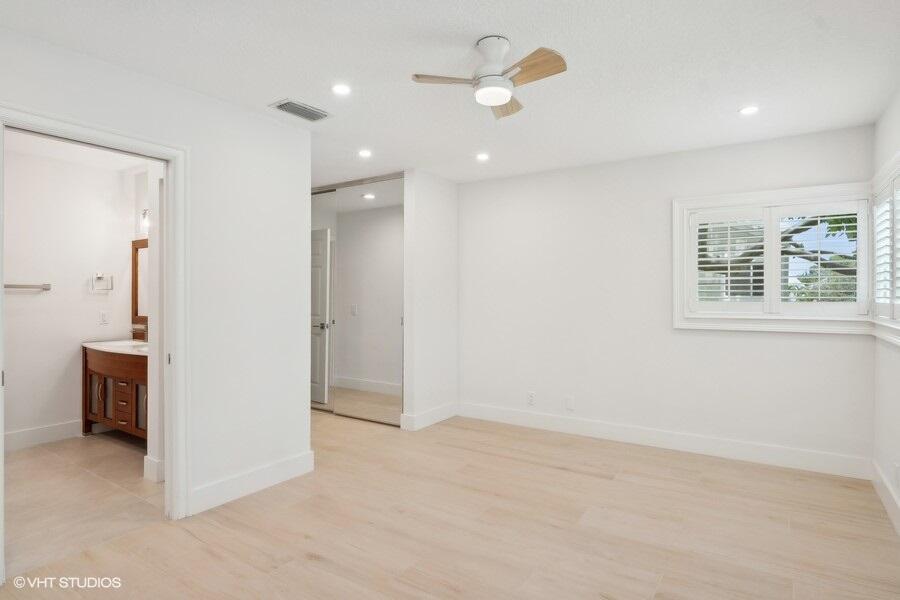 6207 Riverwalk Lane 8