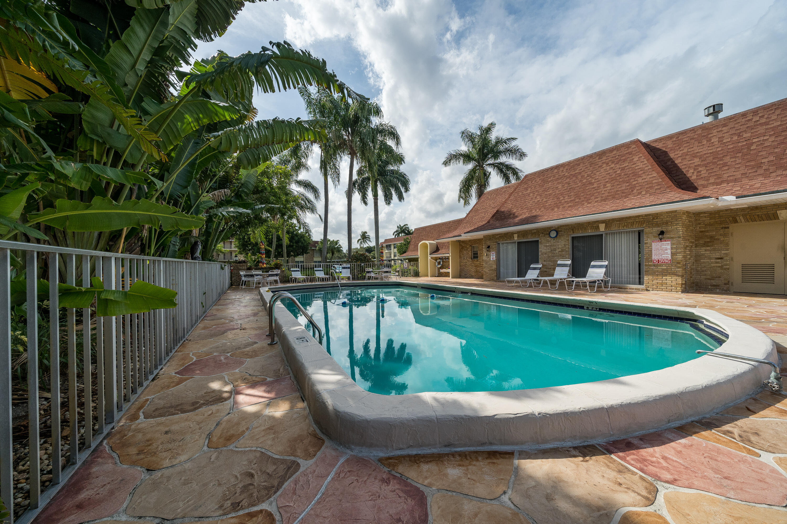 5540 N Tamberlane Circle 321