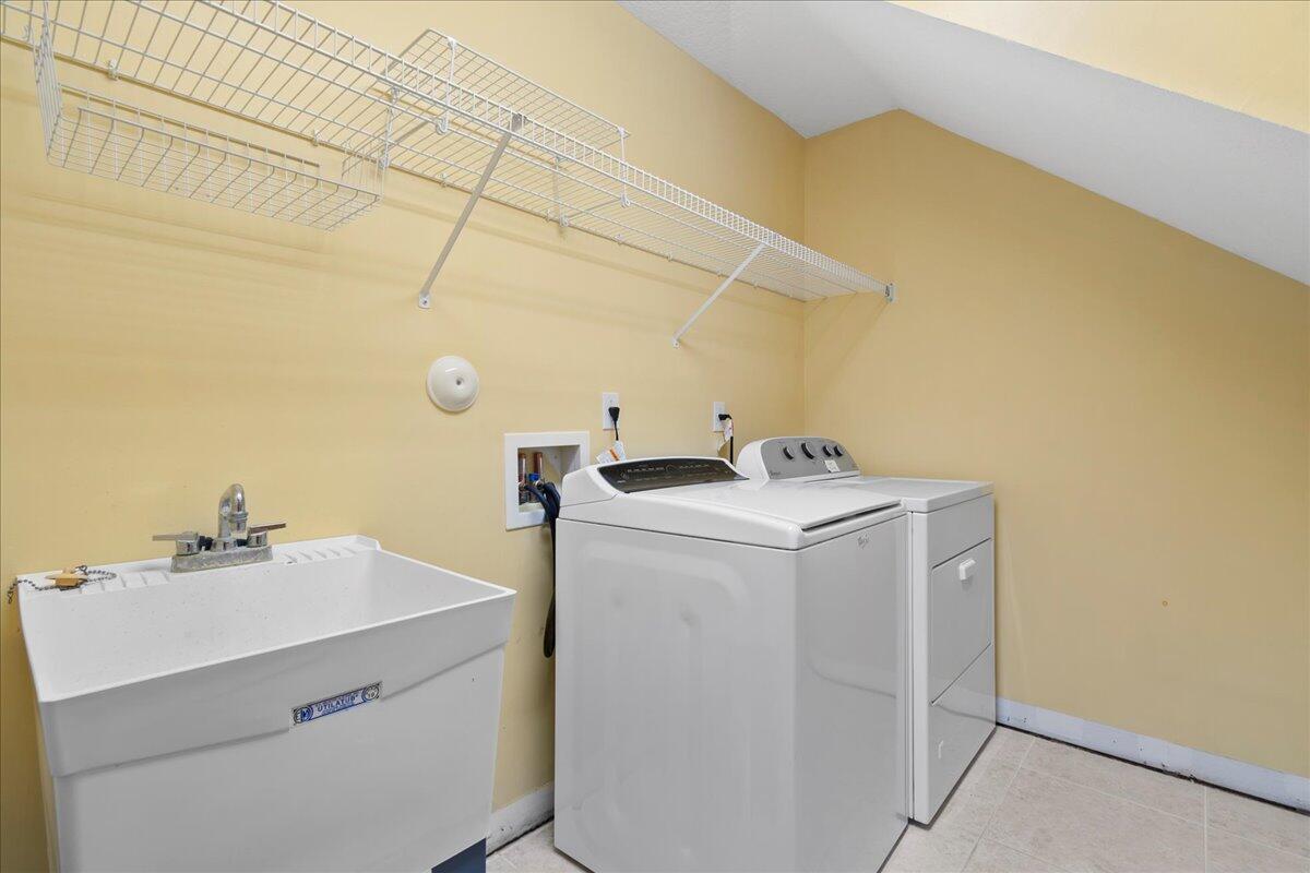 3557 Turtle Island Court