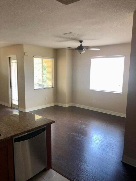 51 SE Sedona Circle 204