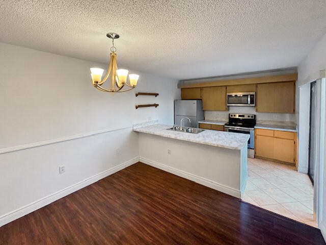 6321 63rd Way