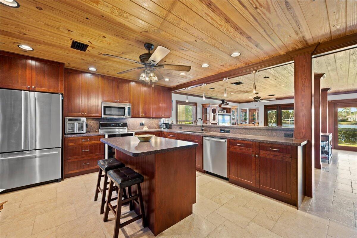 9110 SE Riverfront Terrace D