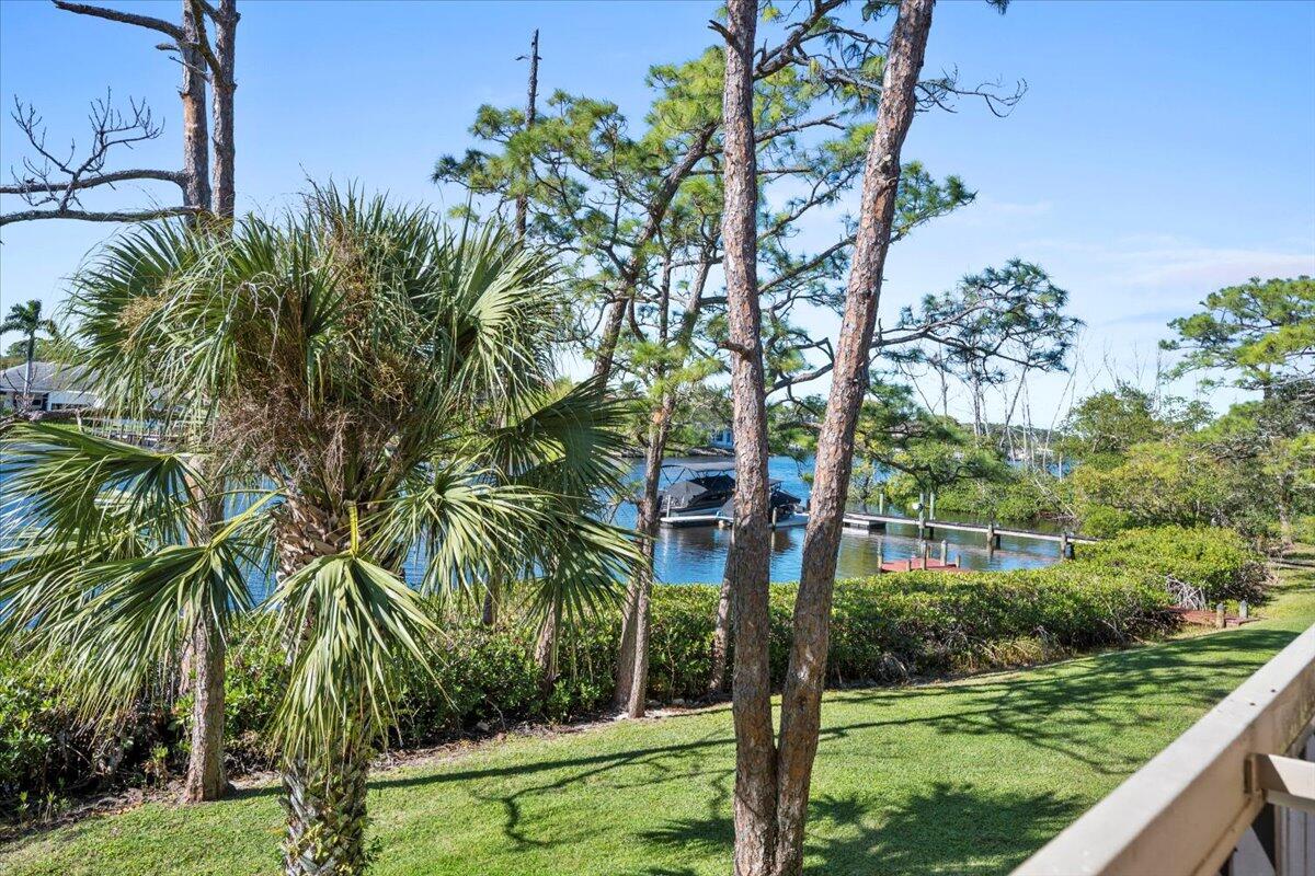 9110 SE Riverfront Terrace D