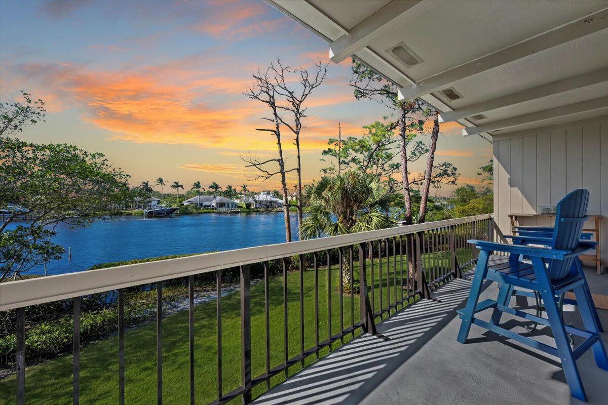 9110 SE Riverfront Terrace D