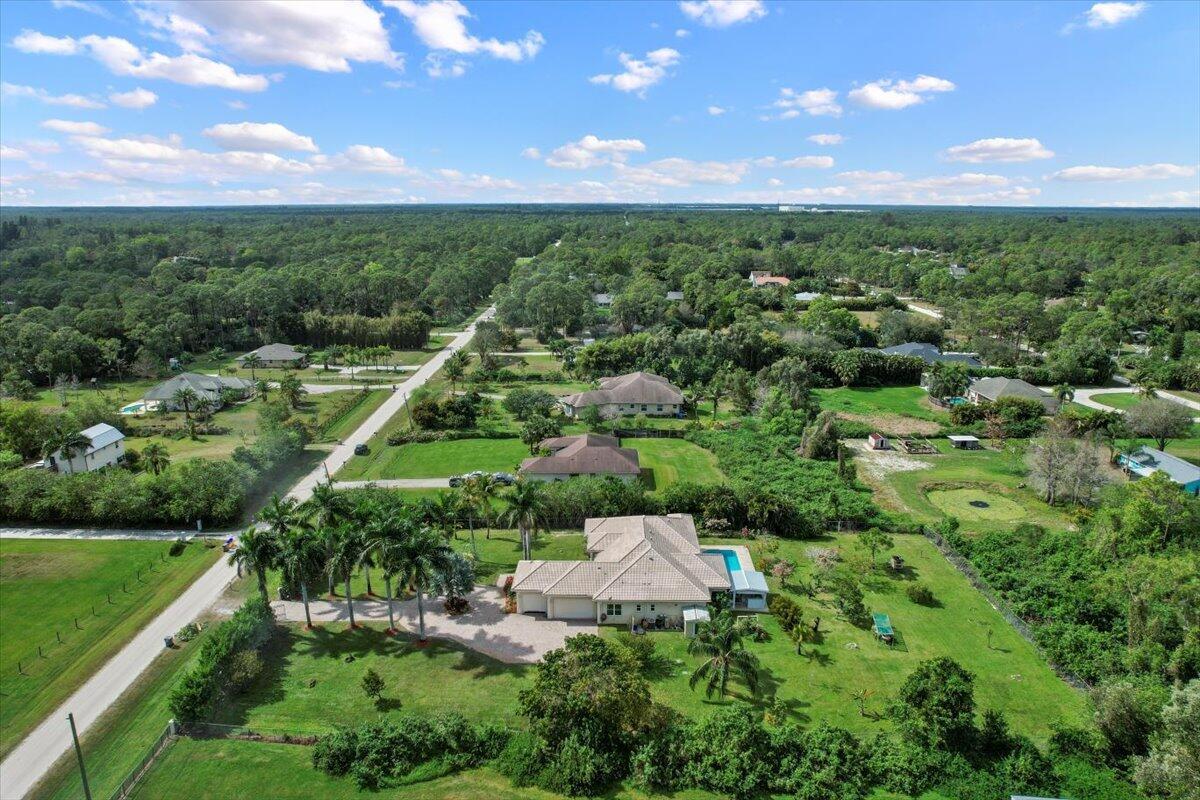 12381 152nd Street N