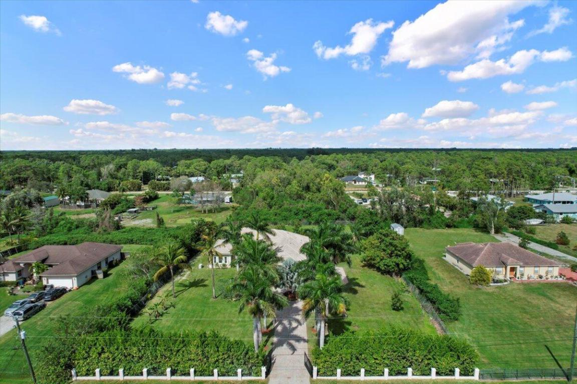 12381 152nd Street N