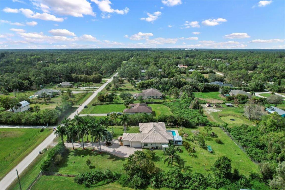 12381 152nd Street N