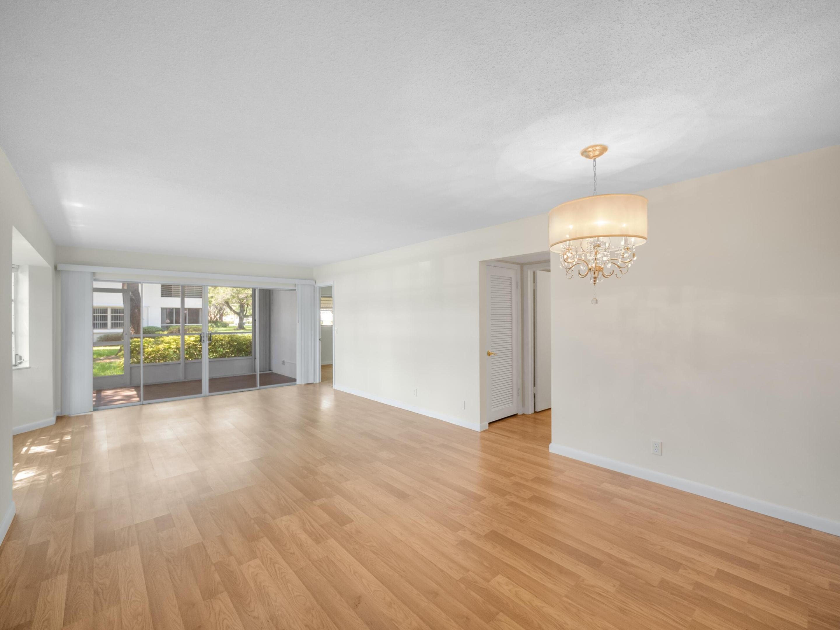 9 Westwood Avenue 105b