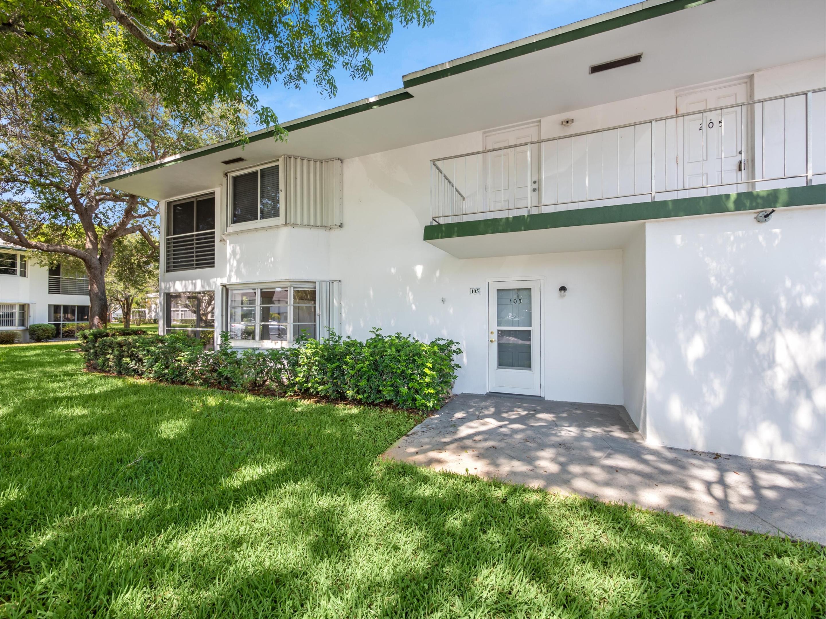 9 Westwood Avenue 105b