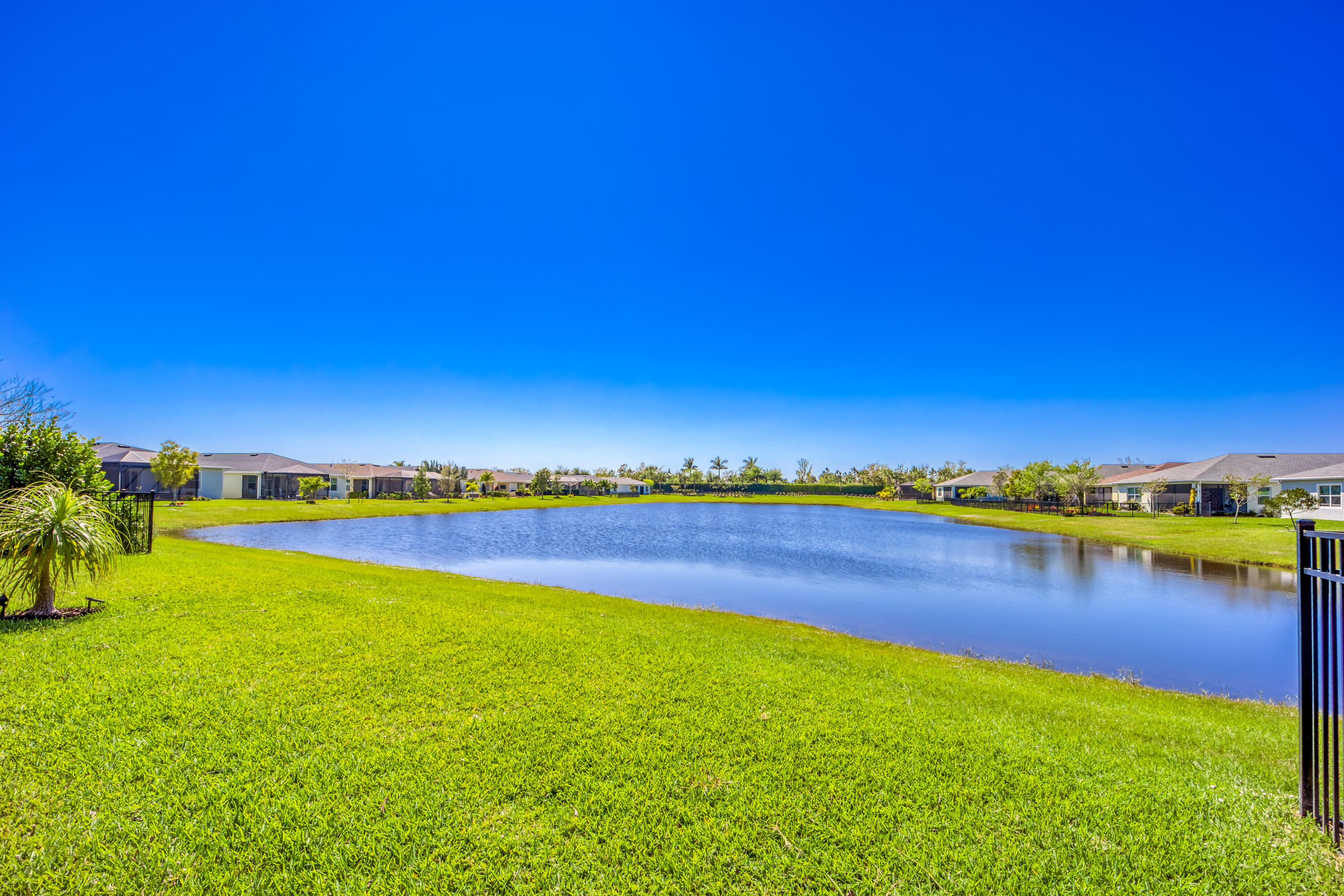 786 SE Woodbine Road