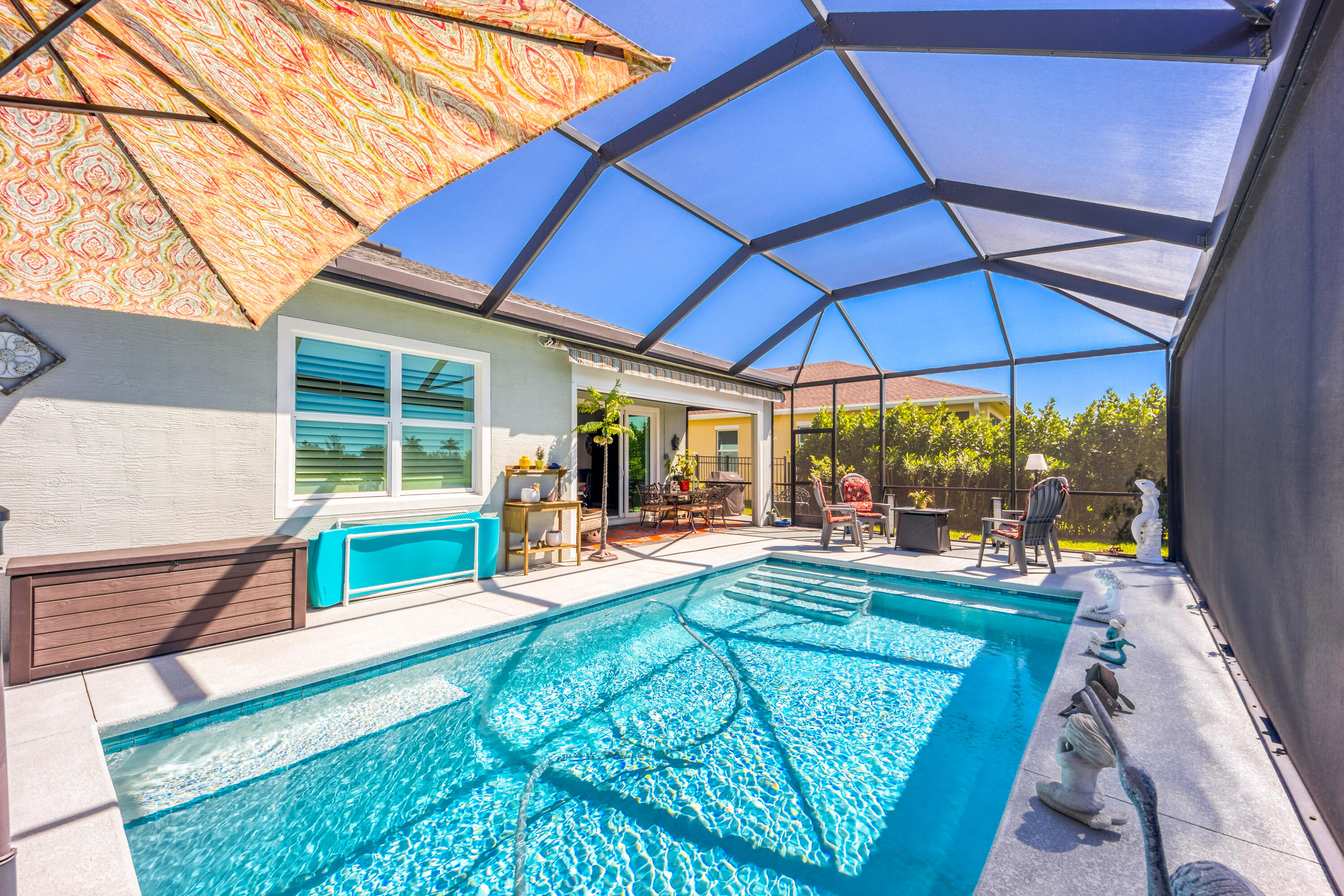 786 SE Woodbine Road