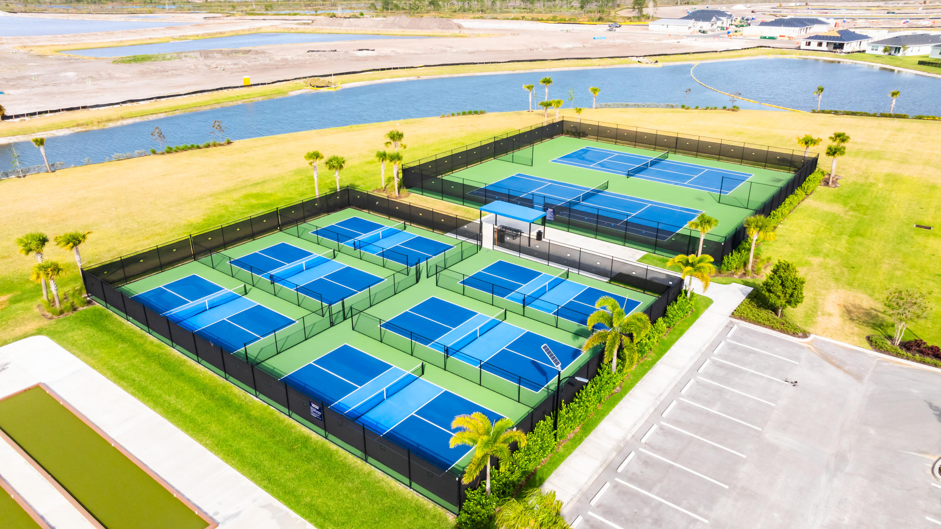 786 SE Woodbine Road