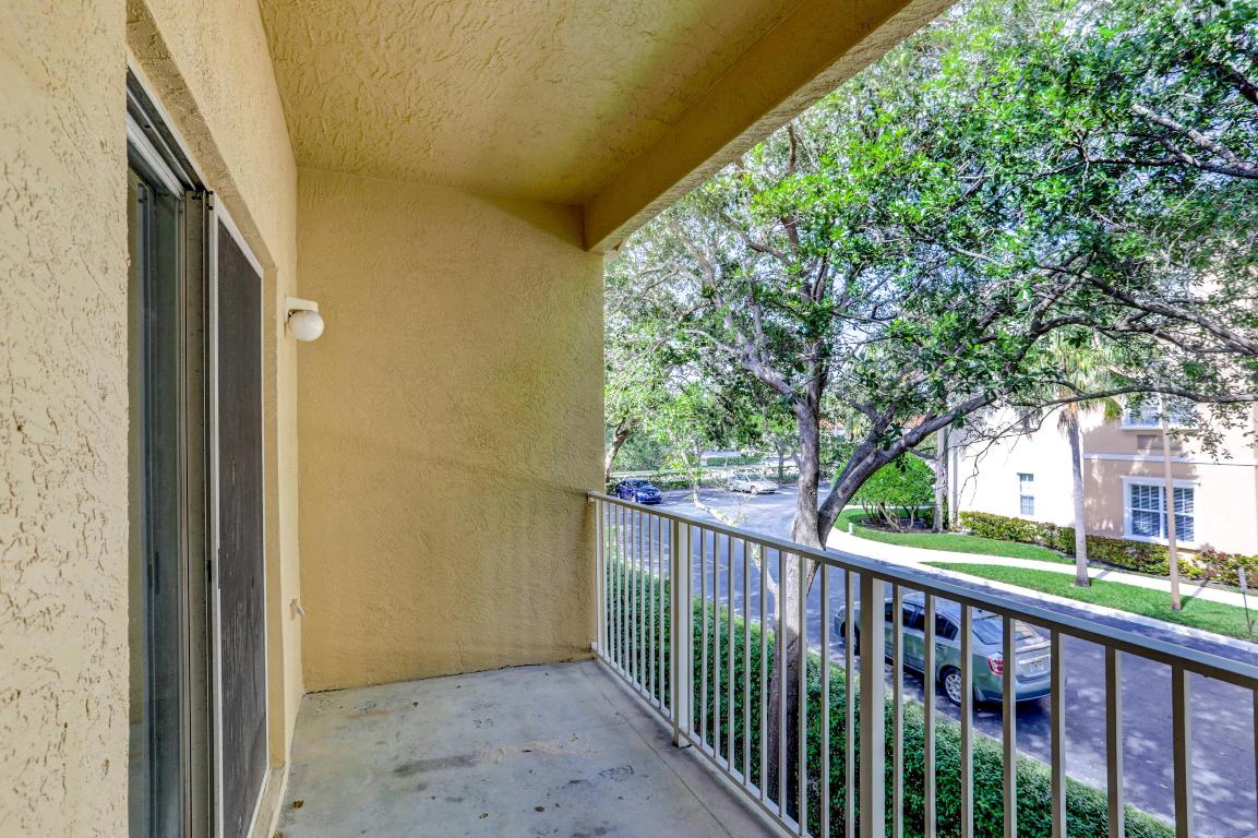 162 Village Boulevard H