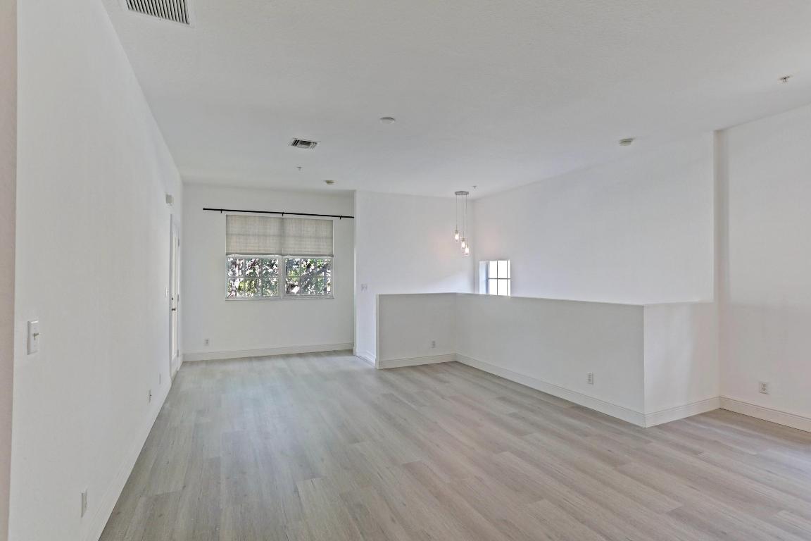 162 Village Boulevard H