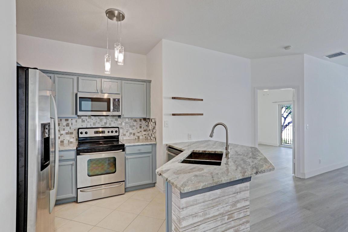 162 Village Boulevard H