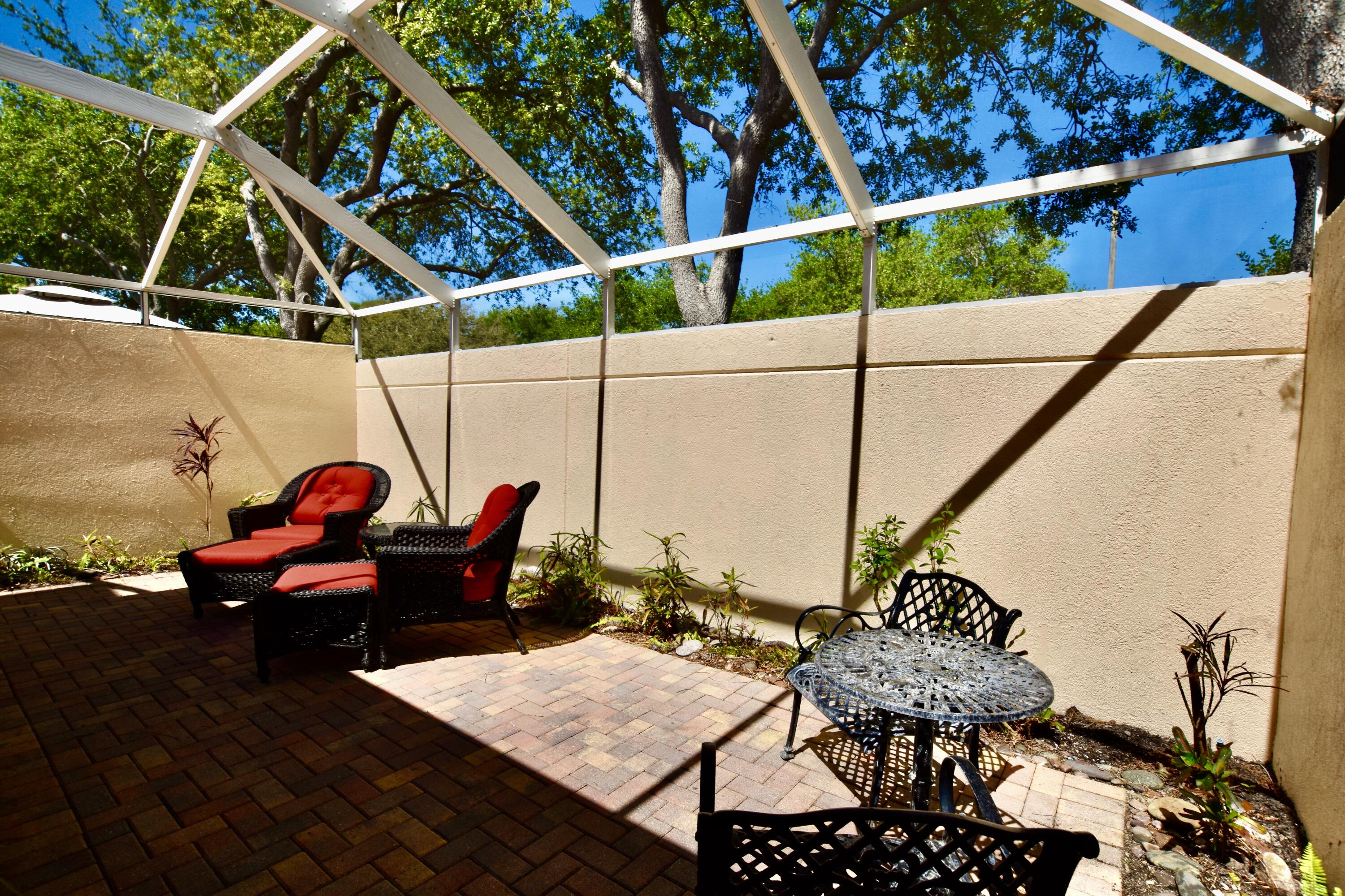 67 Tall Oaks Circle