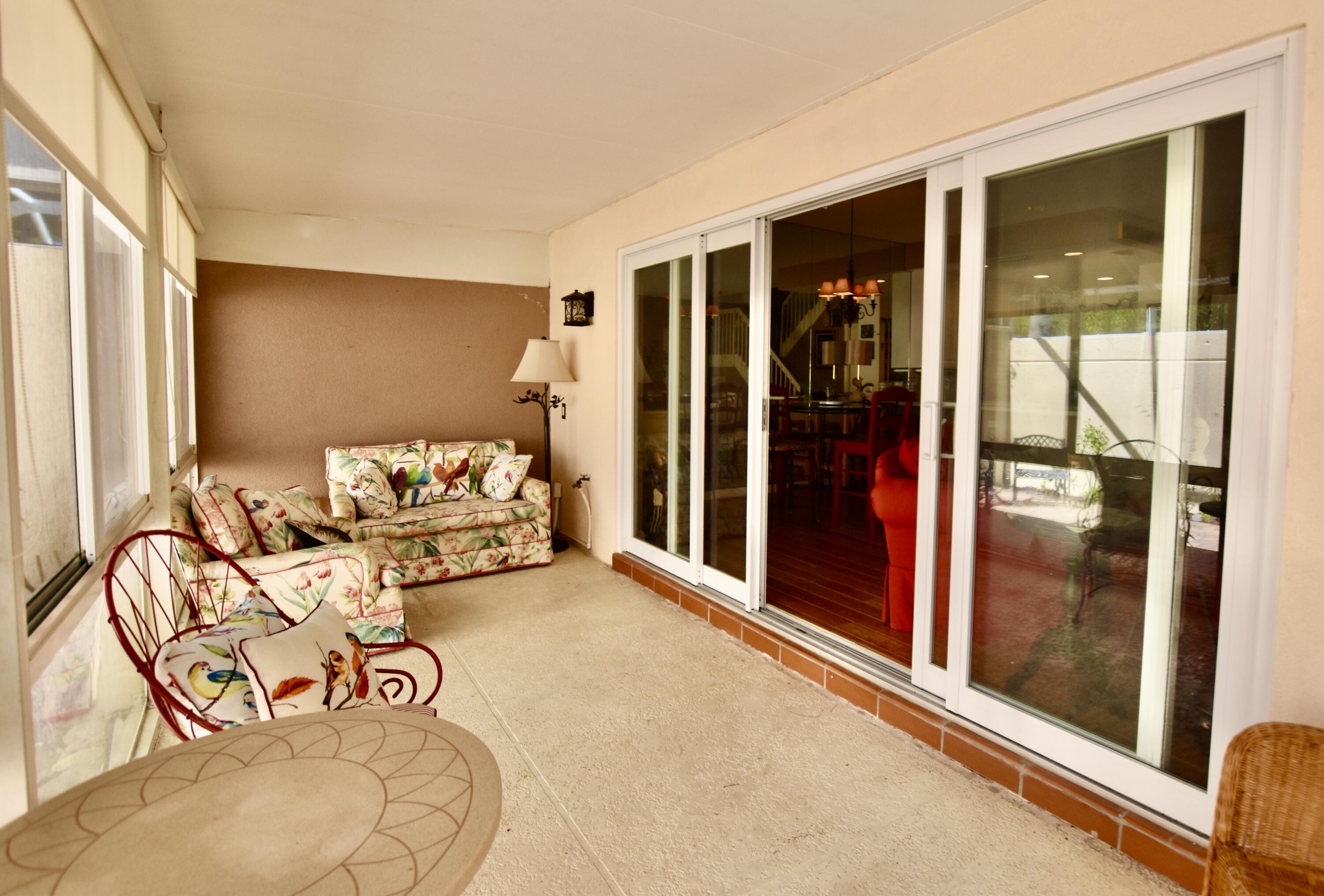 67 Tall Oaks Circle