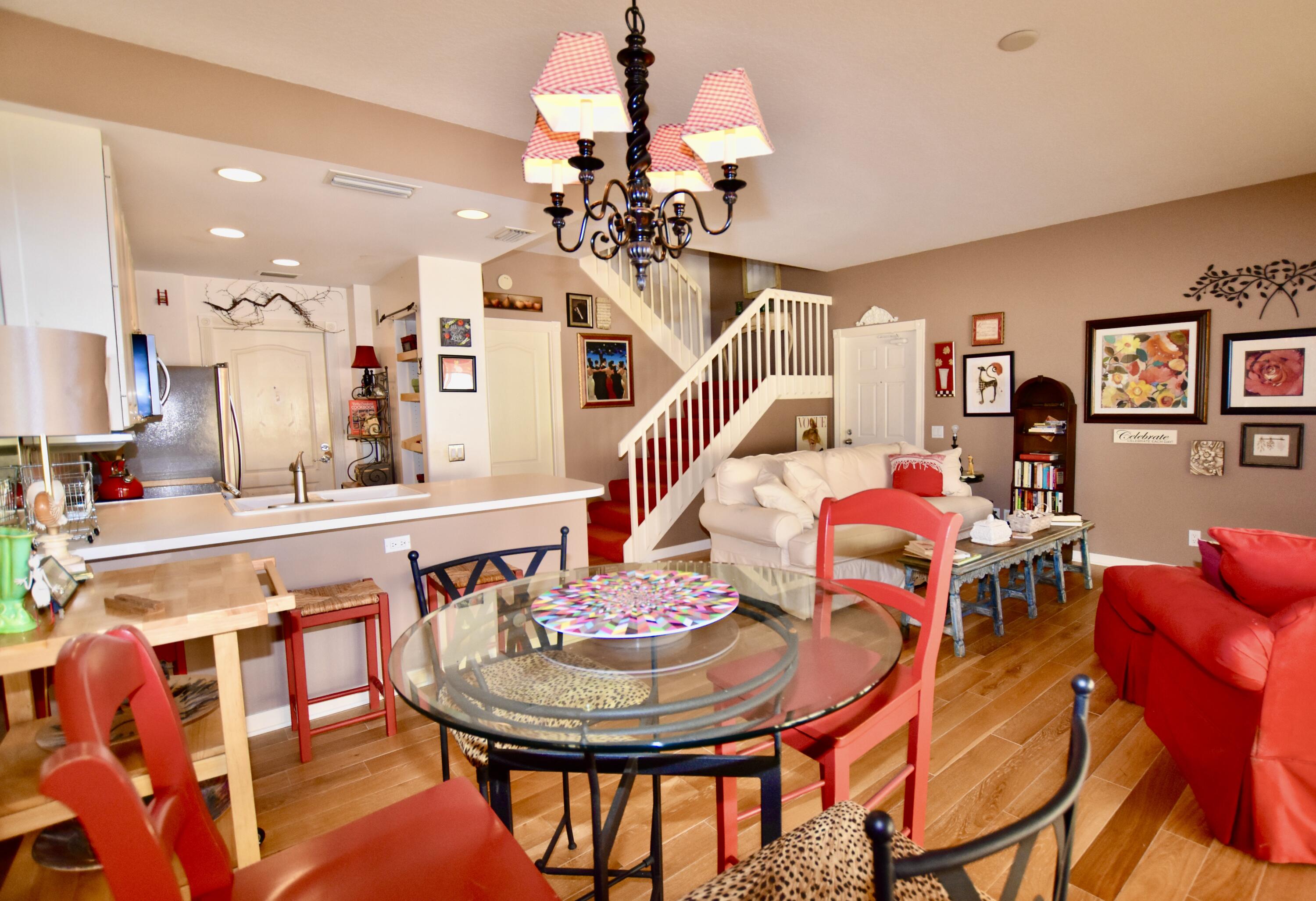 67 Tall Oaks Circle