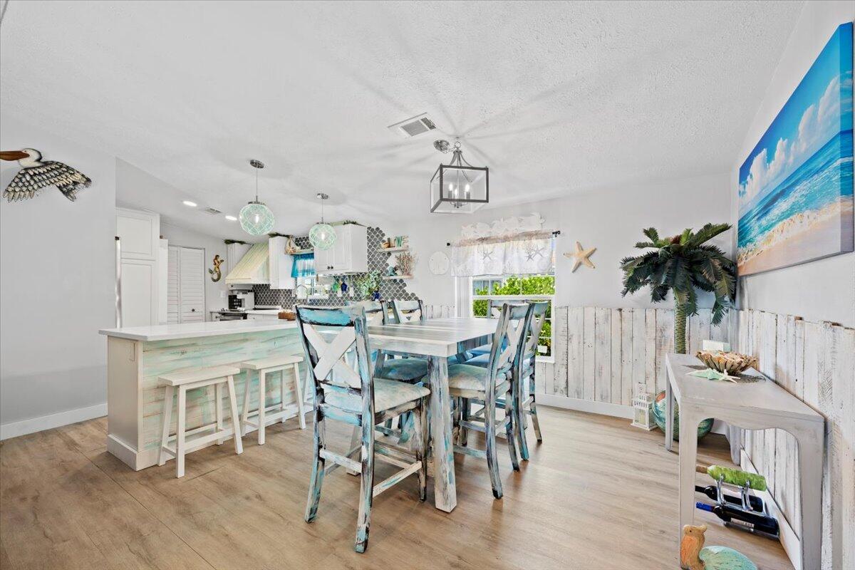 7369 SE Eagle Avenue