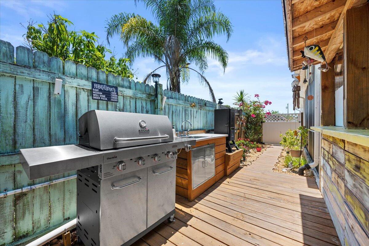 7369 SE Eagle Avenue