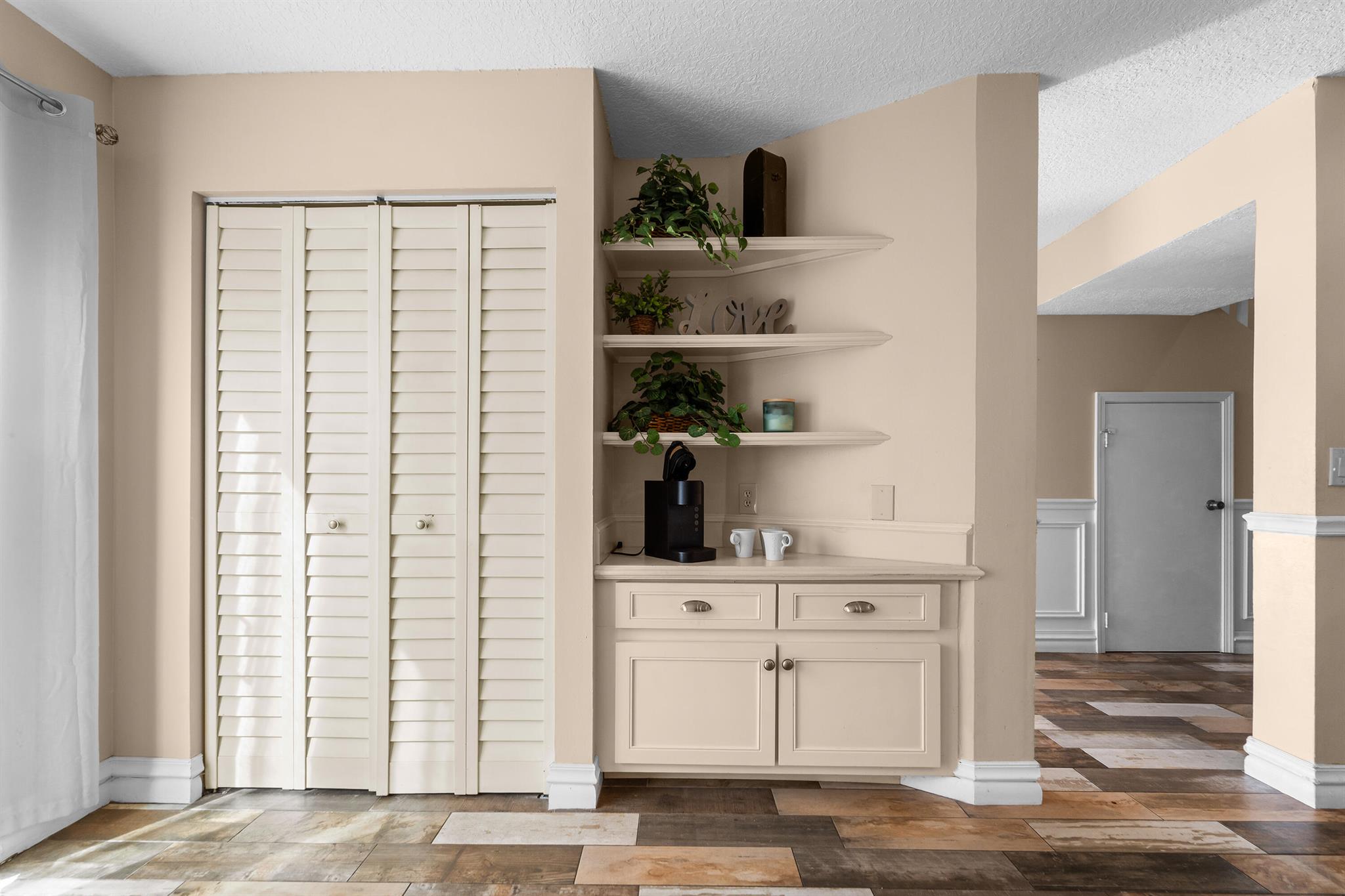 6151 Riverwalk Lane 2