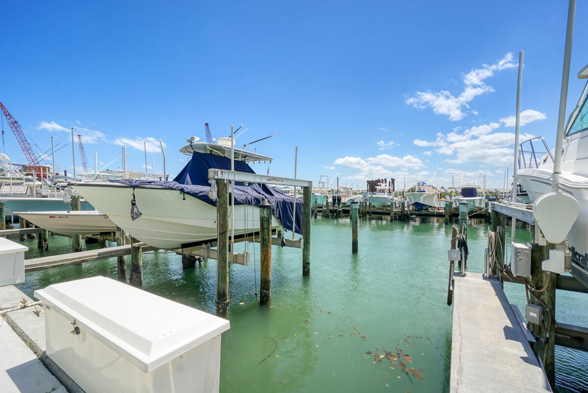 1542 Jupiter Cove Drive Unit: 602c