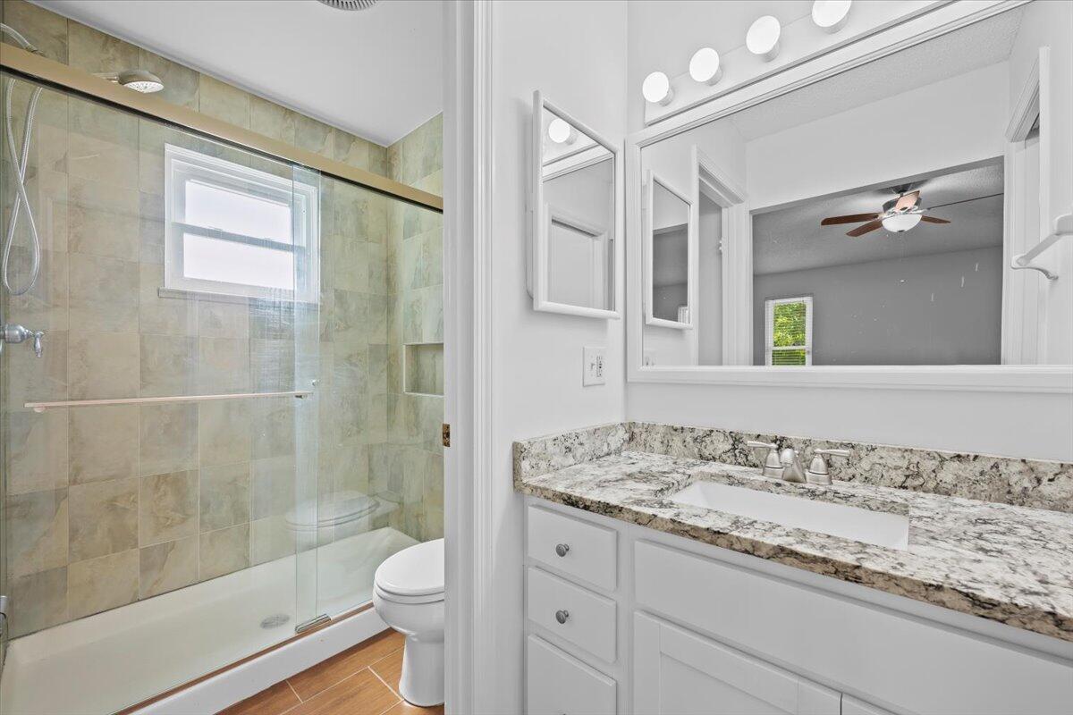 2744 SE Tropical East Circle