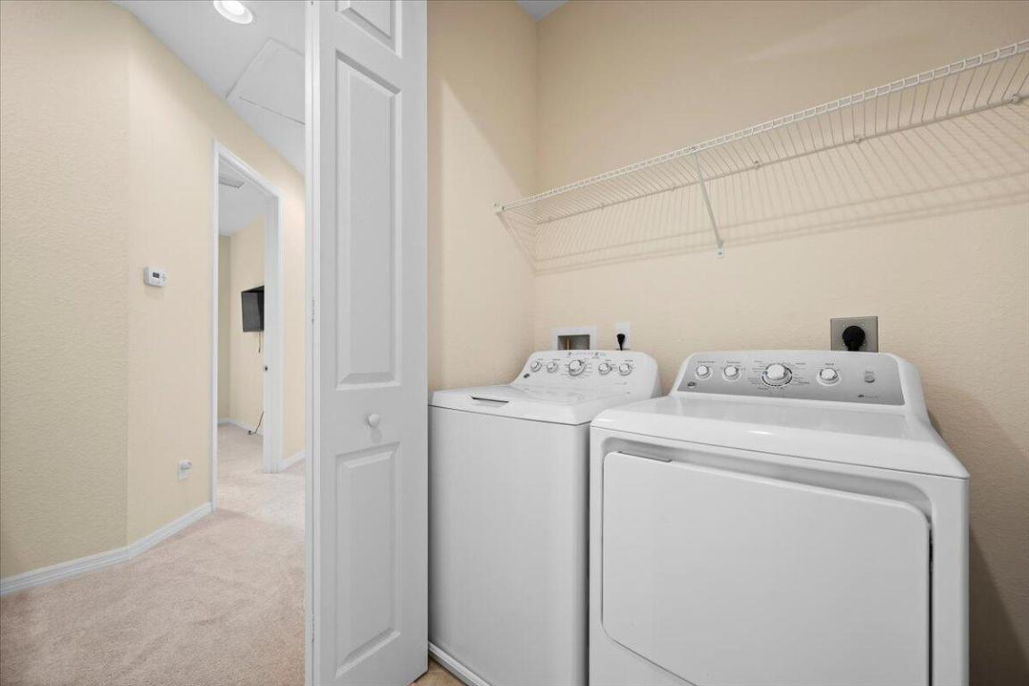 535 SW Glen Crest Way