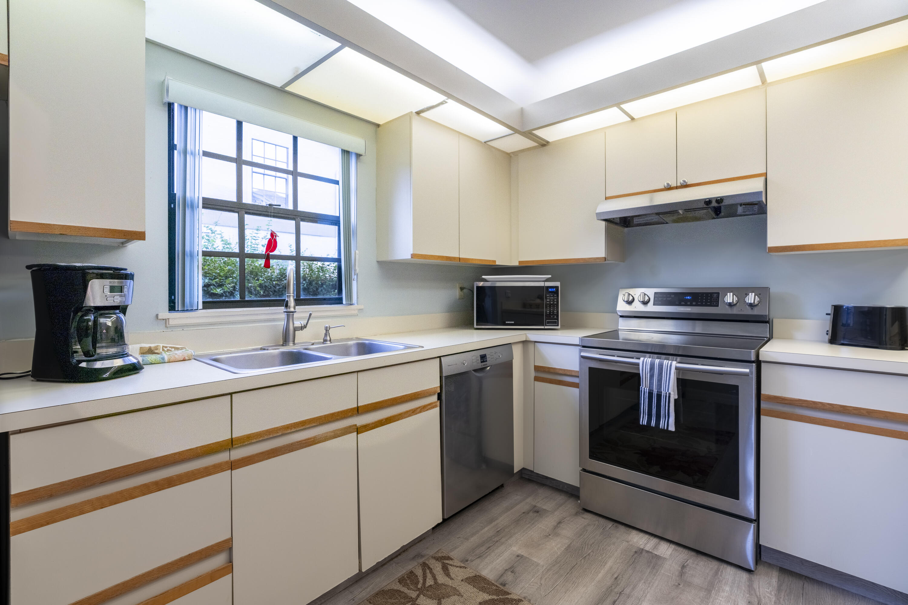 7427 SE Jamestown Terrace