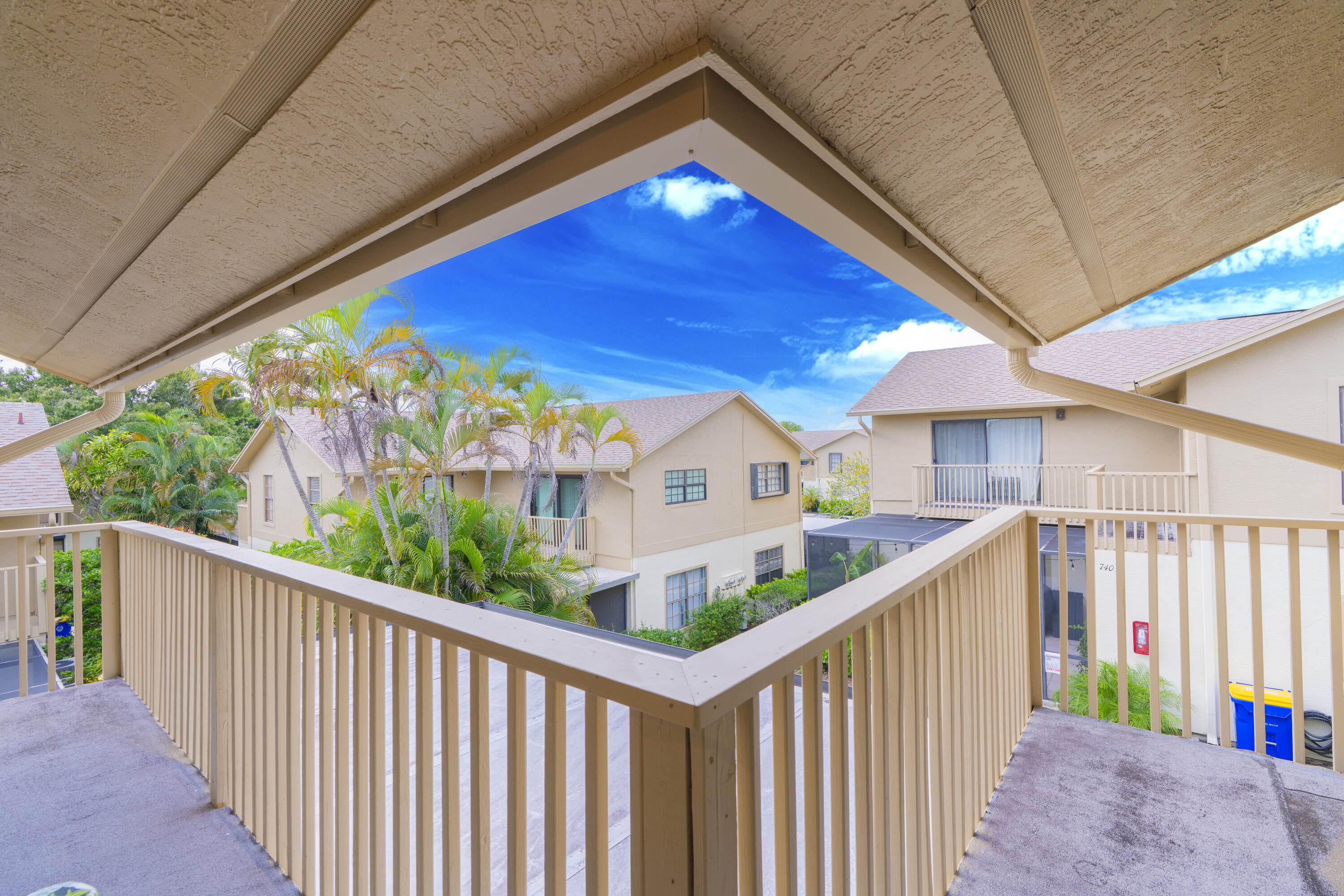 7427 SE Jamestown Terrace