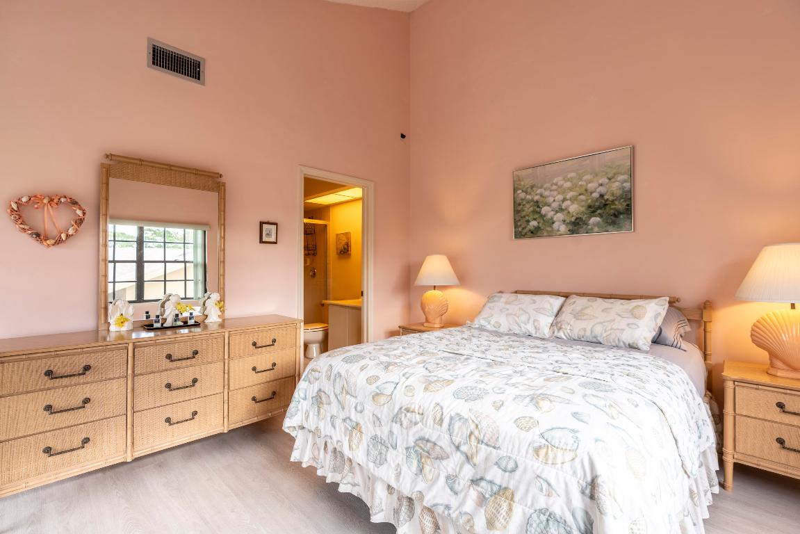 7427 SE Jamestown Terrace