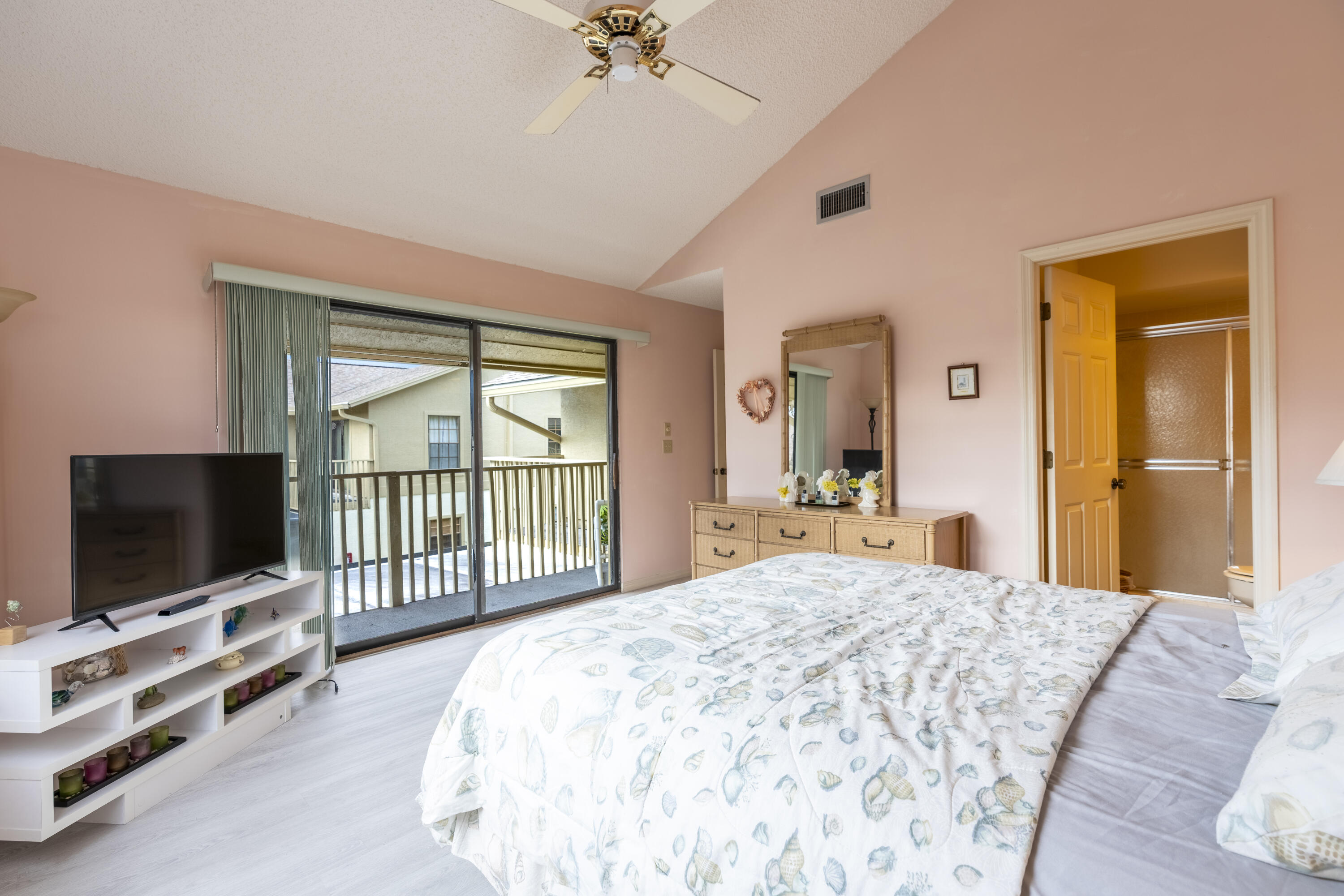 7427 SE Jamestown Terrace